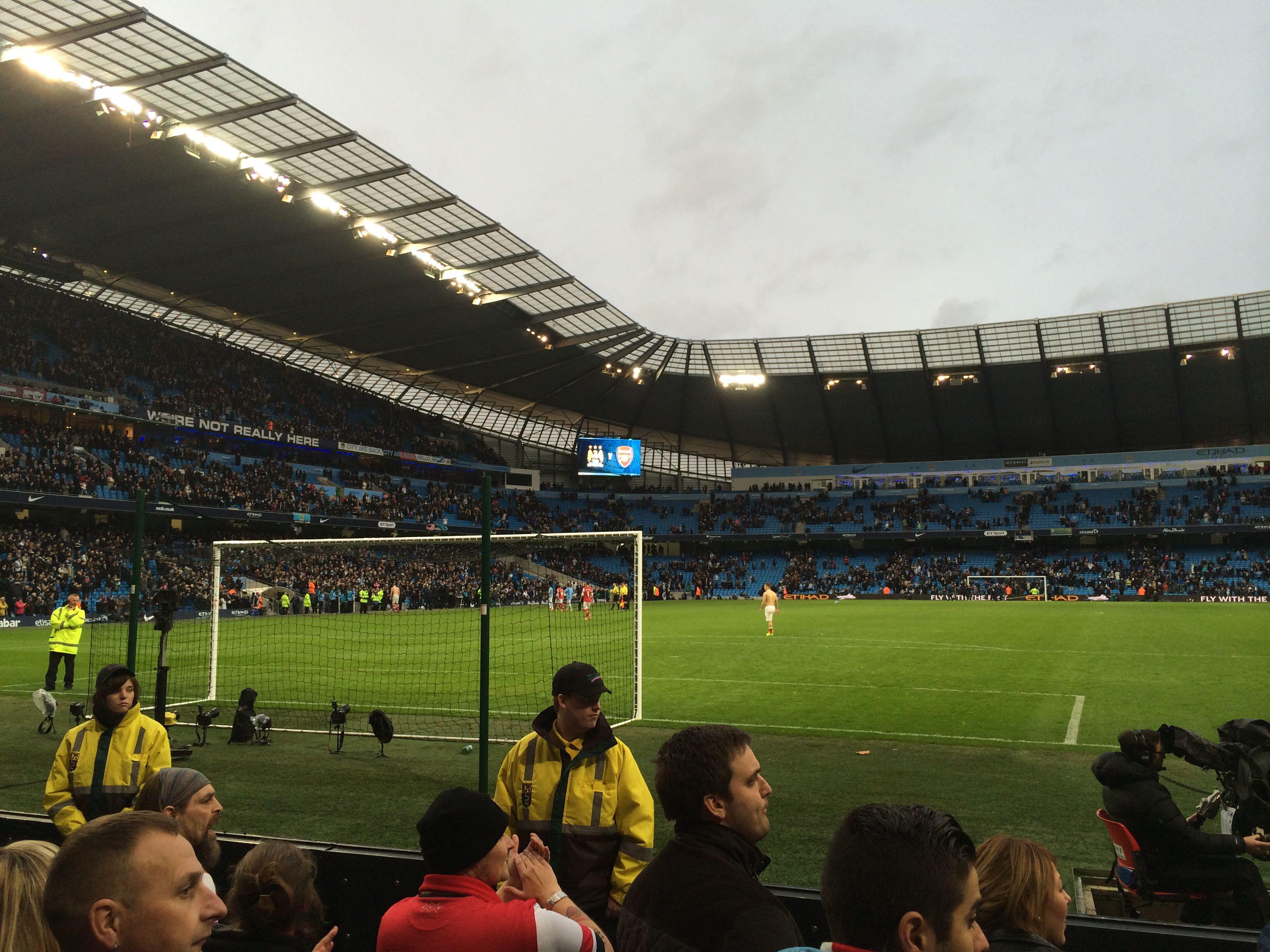 其青少年足 其青少年足